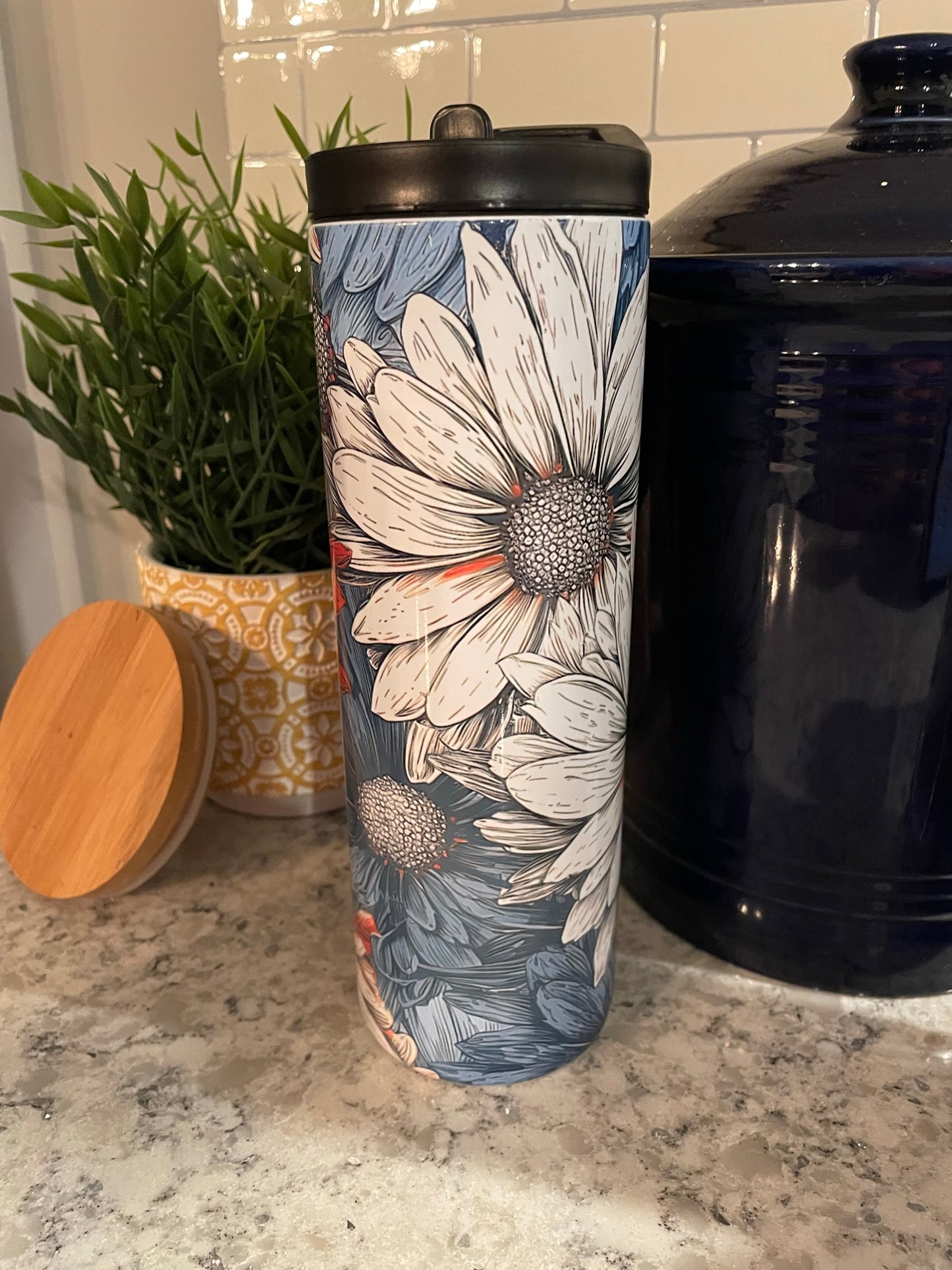 20 ounce Insulated Skinny Tumbler - Patriot Daisies